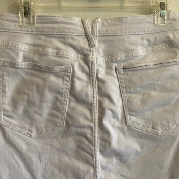 VINEYARD VINES Delaney Denim Mini Skirt White 8 - Picture 10 of 16